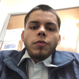 Meet your Posher, Cesar